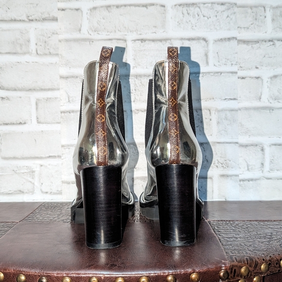 Louis Vuitton Metallic Platform Heels size 8 - Picture 11 of 16